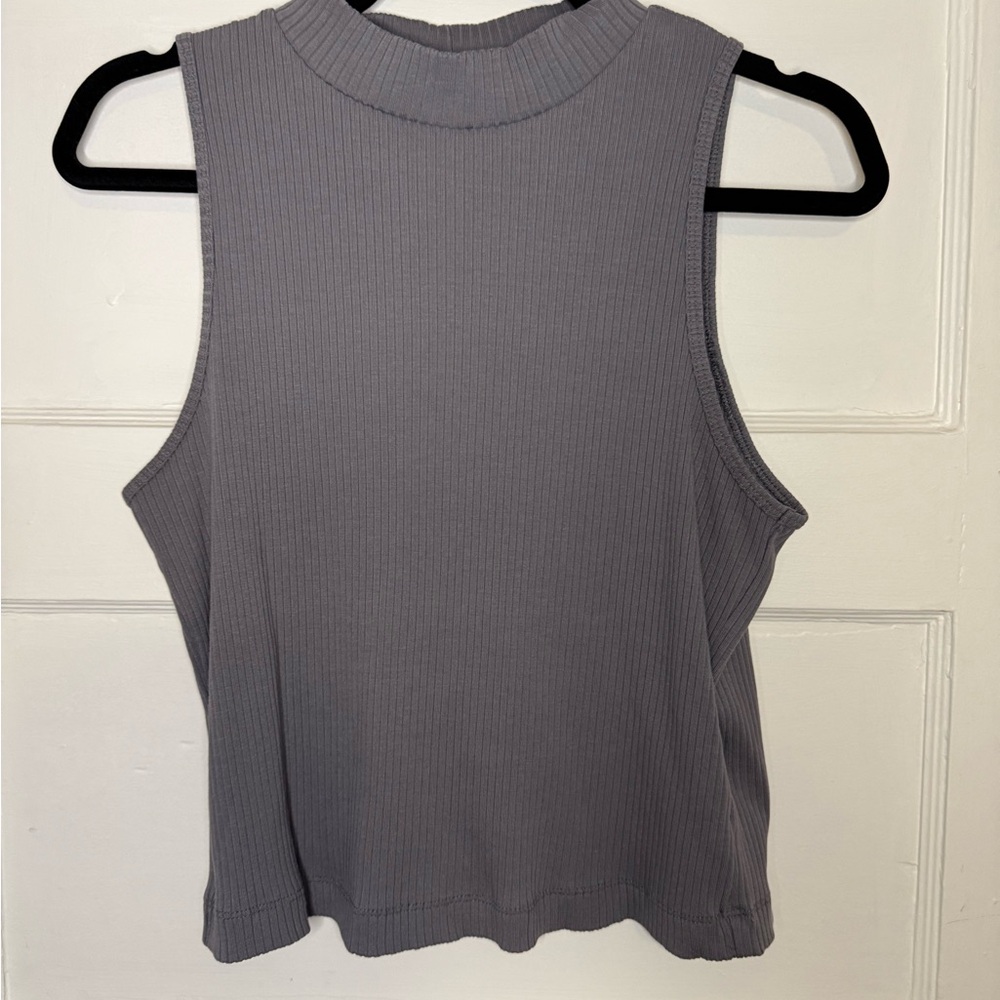 Old Navy Sleeveless Charcoal Ribbed Muscle Tee